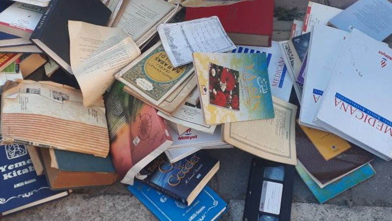 Samsun’da Kur'an ve dini kitaplar çöpe atıldı