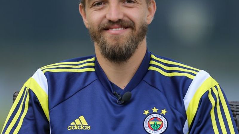 Caner, 4 yıl sonra Fenerbahçe’ye döndü