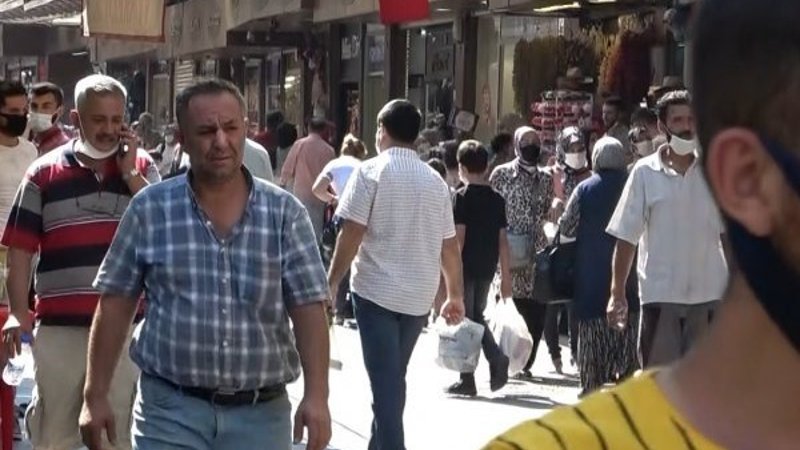 Gaziantep, salgını dikkate almamaya devam ediyor