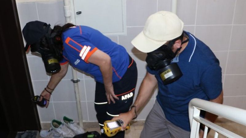 Sivas'ta temizliği abartan komşu, ekipleri alarma geçirdi