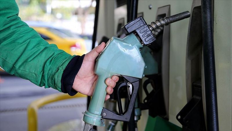 Benzine 23 kuruş zam geldi