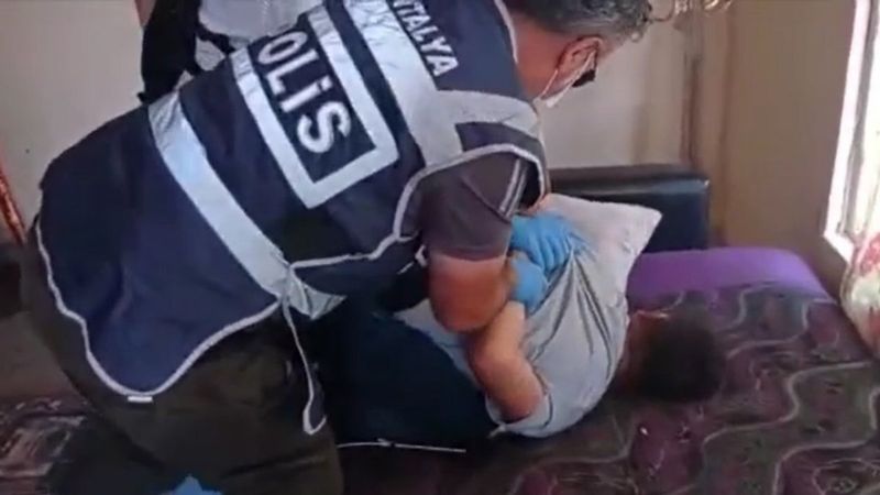 Antalya'da uyuşturucu operasyonu: 1 gözaltı
