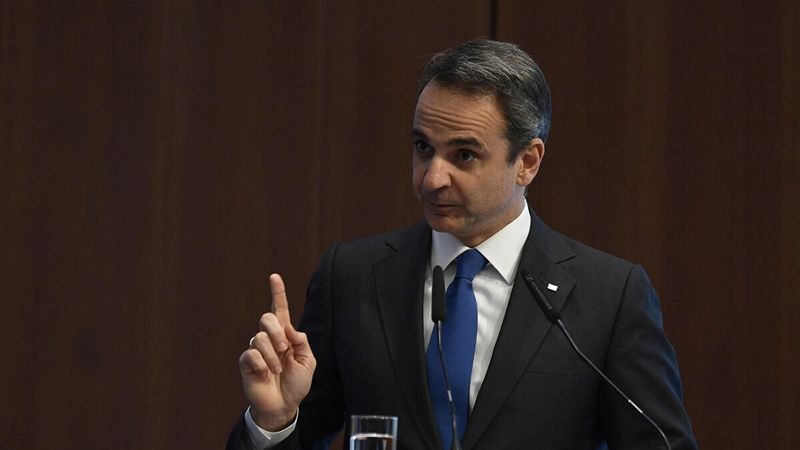 Miçotakis, 'acil koduyla' Yunan ulusuna seslendi