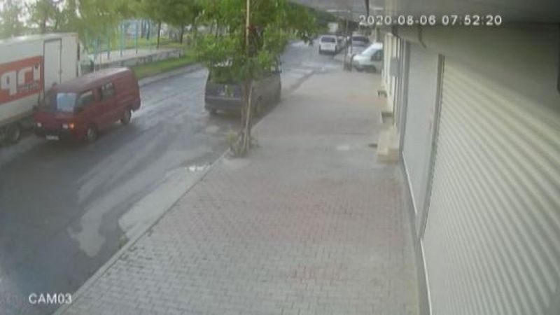 Sultangazi'de kamyonetten gıda hırsızlığı