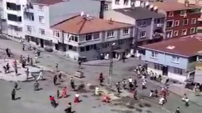 Esenler'de mahalleyi savaş alanına çeviren kavga