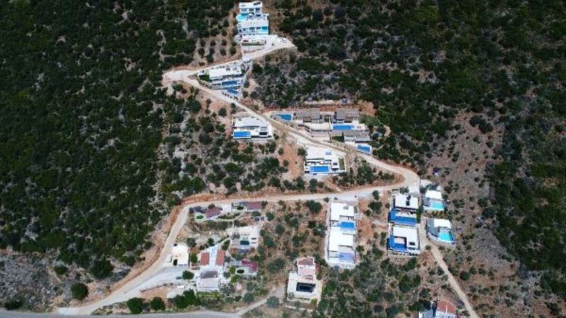 Antalya’da villa vurgununun boyutu 100 milyon lira