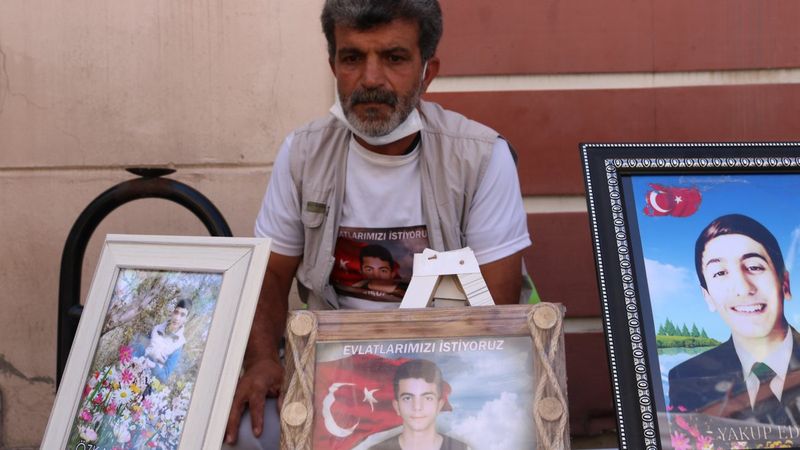 Evlat nöbetindeki baba: Buradan kalkmayacağım