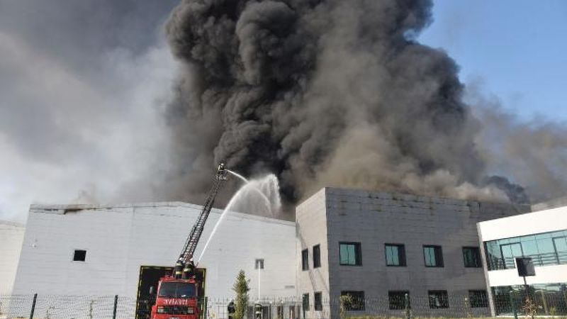 Antalya OSB'de fabrika yangını