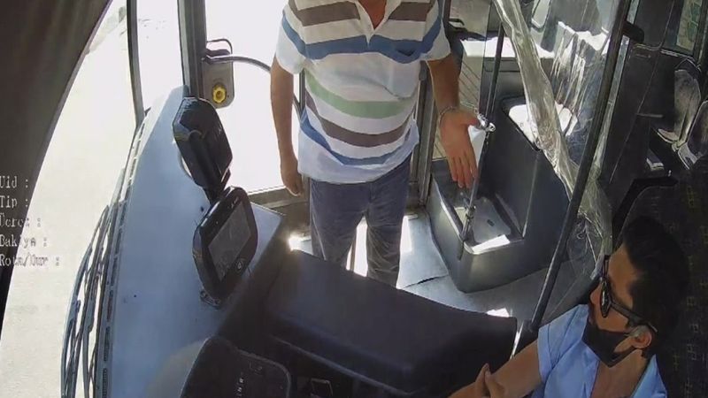 Bursa'da otobüs şoförü ve yolcu arasında maske kavgası