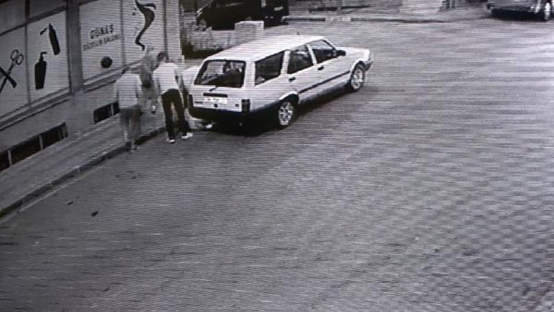 Sultangazi'de kalp krizi geçiren kişinin yardımına koştular