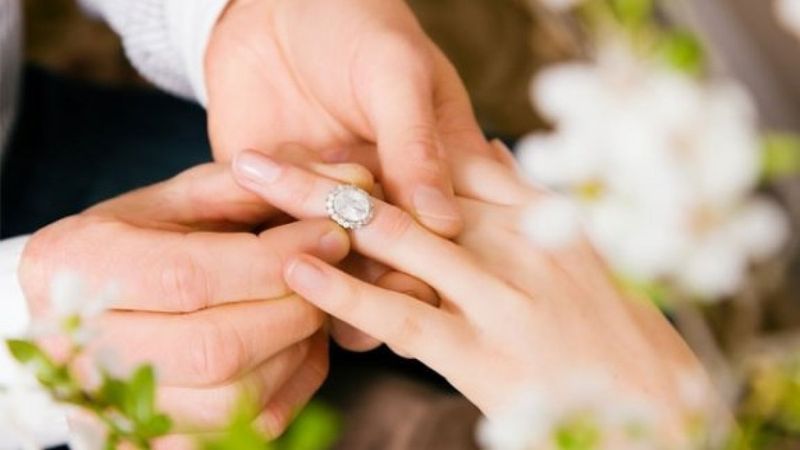 Evlenme vaadiyle Samsun'a geldi, damadı dolandırıp kaçtı