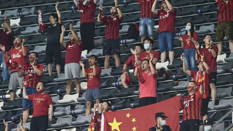 Çin'de futbol, taraftarlarla birlikte yeniden başladı