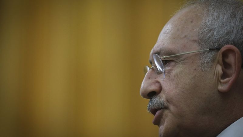 CHP'de milletvekillerine müjde uyarısı: Sessiz kalın