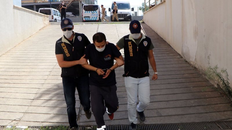 'Elif Sarı' hesabının kullanıcısı: Cahillik ettim