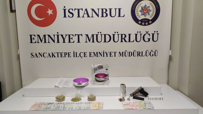 Sancaktepe'de uyuşturucu madde satıcılarına operasyon