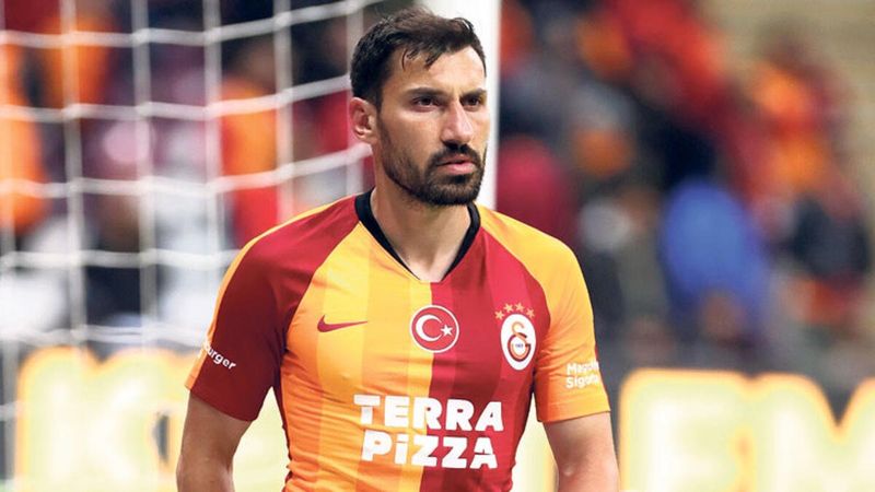 Şener Özbayraklı, Kasımpaşa'ya transfer oluyor
