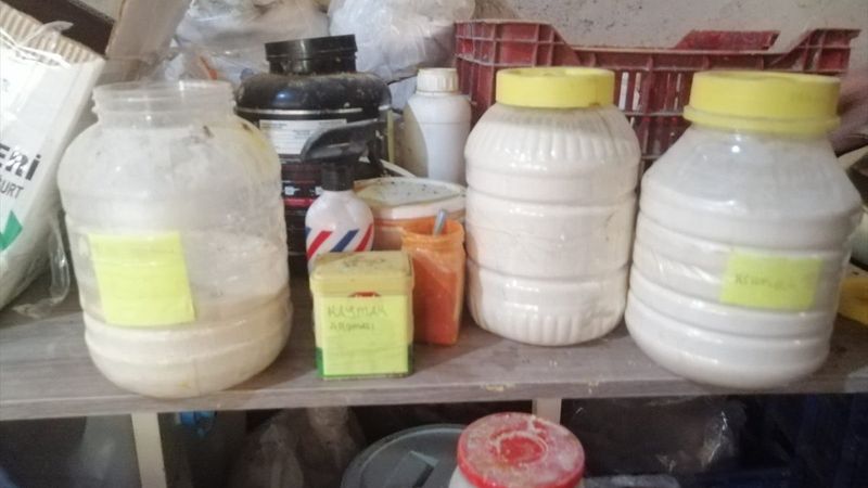 Bozuk süt ürünlerini piyasaya sürmeye çalışan şahıs yakalandı