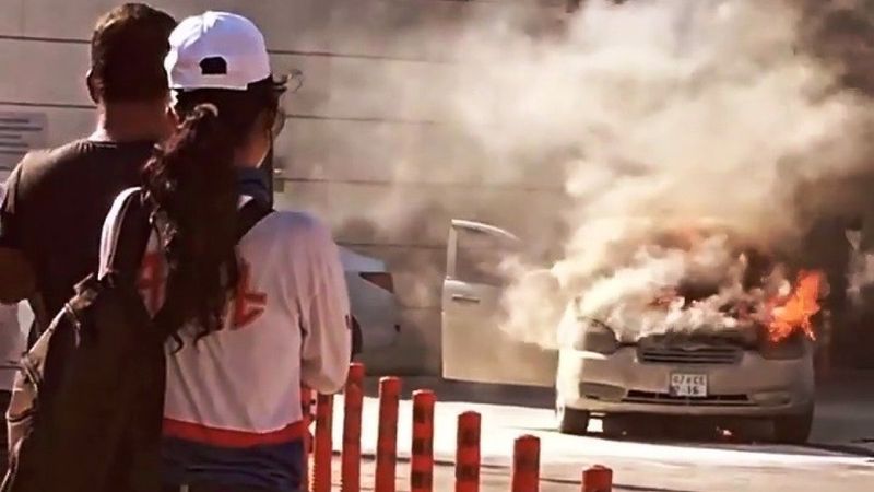 Antalya'da kredi borcunu bitirmediği otomobili yanan genç, büyük üzüntü yaşadı