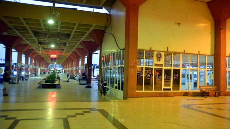 Adana'da uyuyan kadını taciz ederek telefonunu çalan hırsız yakalandı