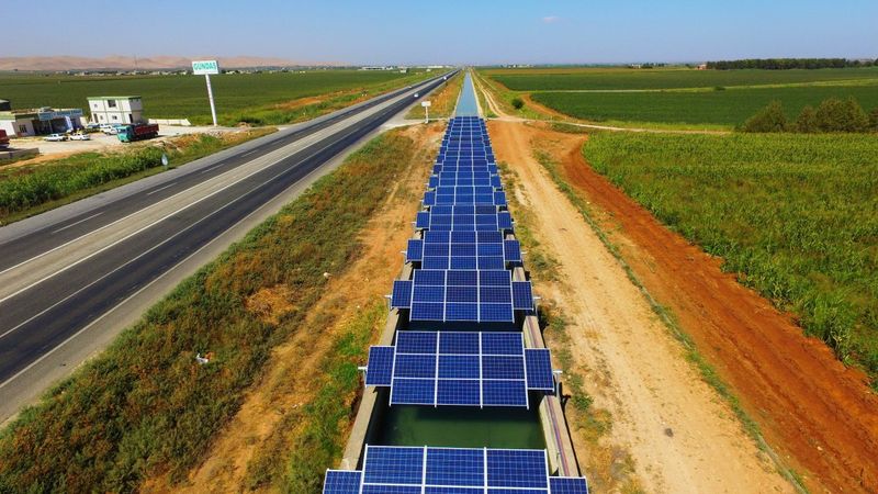 Şanlıurfa'da güneş elektriğe dönüşüyor