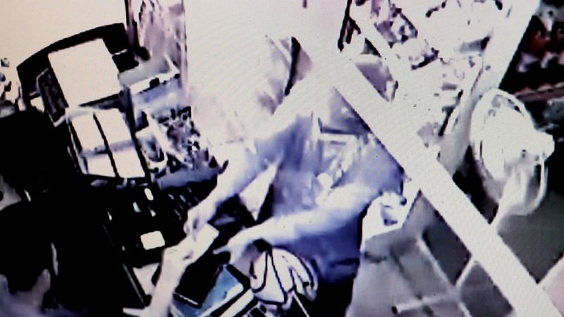 Kocaeli'de ‘Tırnakçılık’ yöntemi ile kasiyeri dolandırdılar