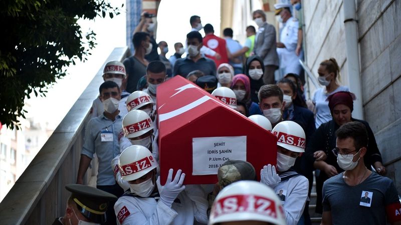 Mersin şehidi Uzman Çavuş İdris Şahin son yolculuğuna uğurlandı