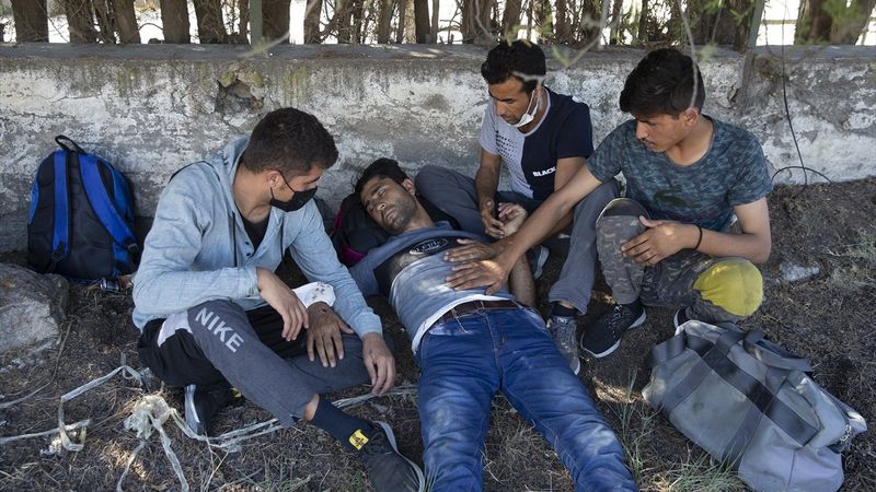 Edirne'de sınırda 11 sığınmacı yakalandı