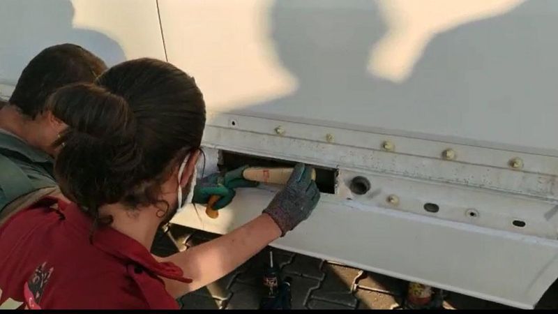 Van'da bir aracın marşpiyel boşluklarına gizlenen 45 kilo bulundu