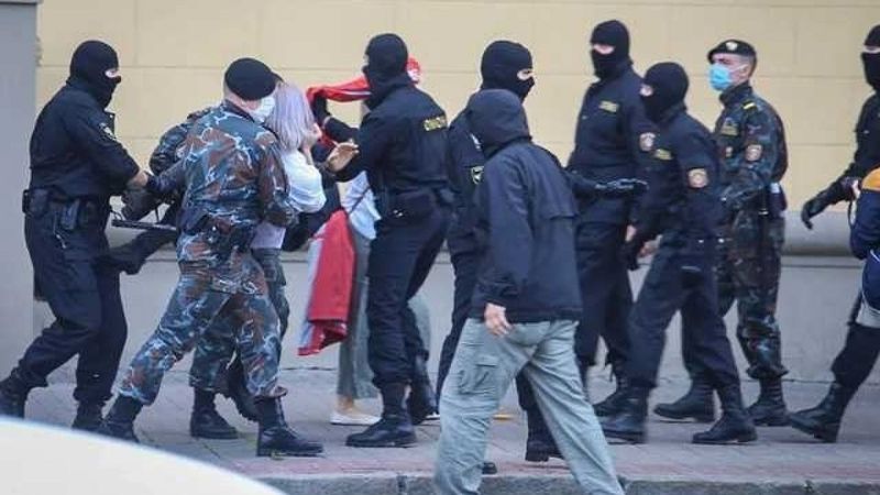 Belarus'ta bu kez de öğrenciler sokağa çıktı