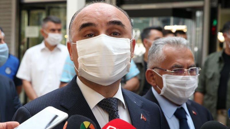 Kayseri Valisi Şehmus Günaydın: Karantinada olması gereken işçi, başka fabrikada kaçak çalışıyor