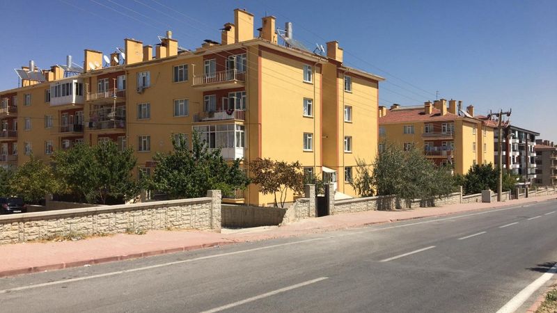 Konya'da kadınlar altın günü yaptı, site karantinaya alındı