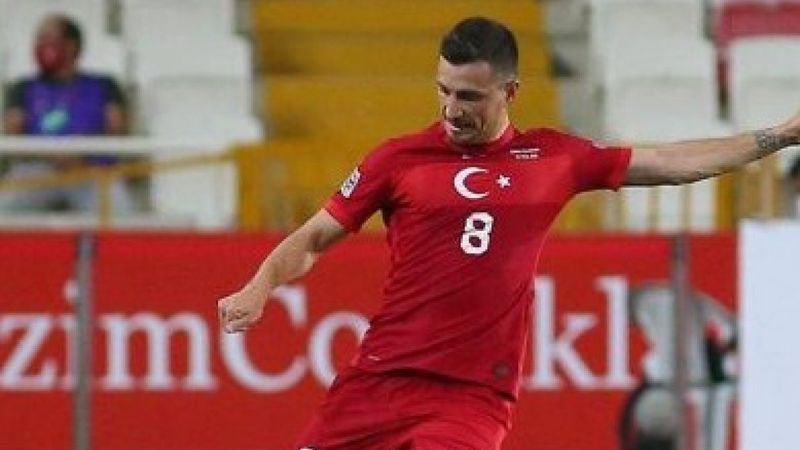 Mert Hakan Yandaş, milli takım aday kadrosundan çıkarıldı