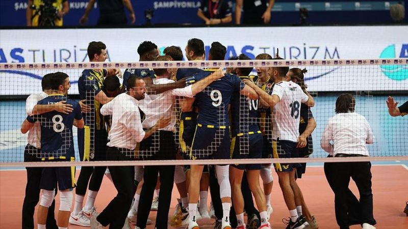 Fenerbahçe voleybolda Şampiyonlar Kupası'nı aldı