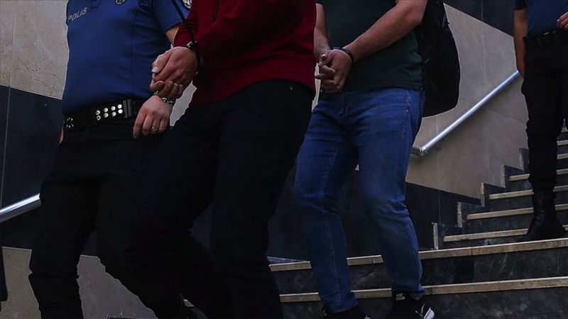 İstanbul'da FETÖ'den 43 şüpheli tutuklandı