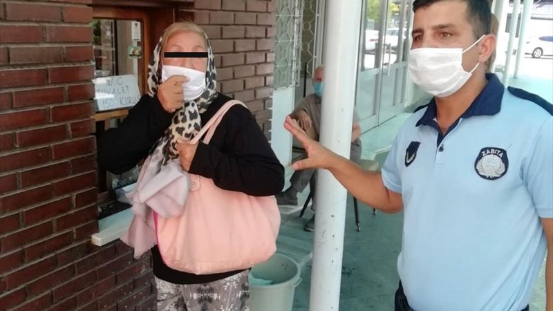 İzmir'de dilencinin üzerinden 8 altın ile 4 bin lira çıktı