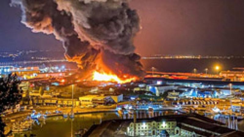 İtalya’da limanda patlama