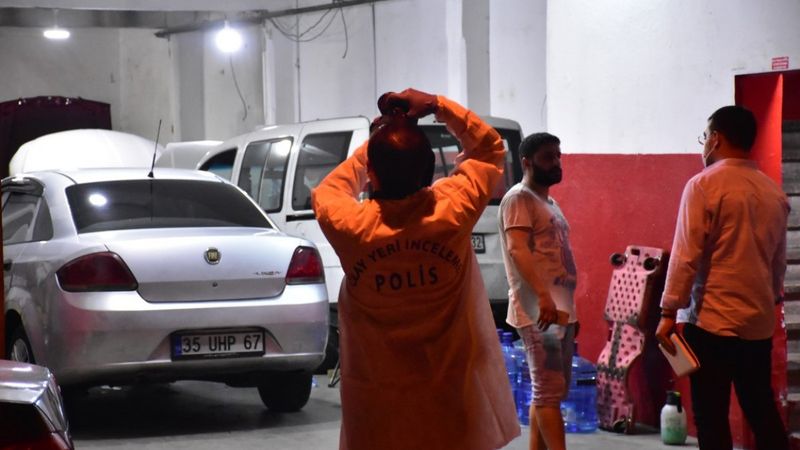 İzmir'de bir genç 300 lira için vuruldu