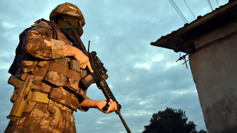 Samsun'da gasp şüphelilerine şafak operasyonu: 3 gözaltı