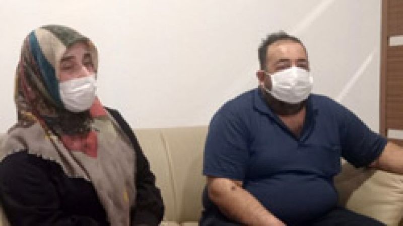 Diyarbakır'da evlat nöbetindeki bir ailenin daha yüzü güldü