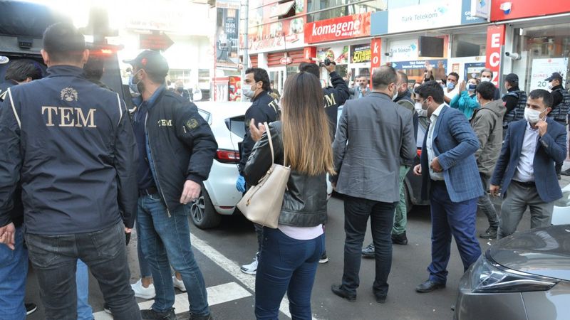 Kobani olayları operasyonunda HDP'li eski vekillere gözaltı
