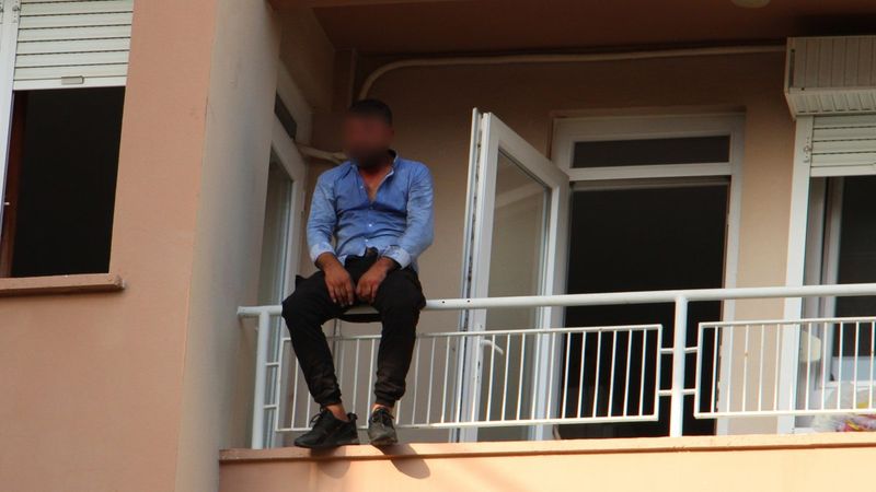 Antalya'da bunalıma giren adam intihara kalkıştı