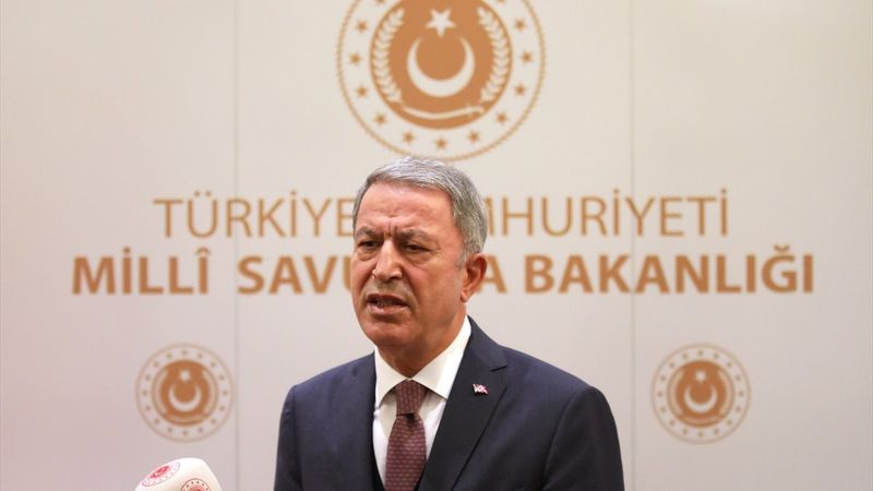Bakan Hulusi Akar: Ermenistan saldırılarını derhal durdurmalı