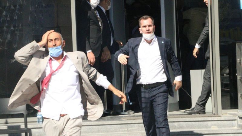 İyi Parti'de ortalık karıştı