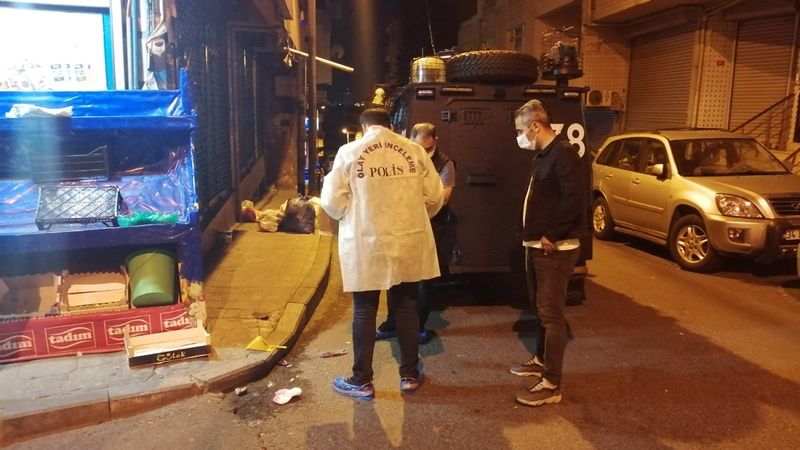 Şişli'de sokakta yürürken silahlı saldırıya uğradı