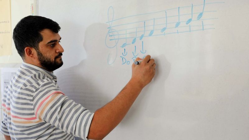 Gaziantep'te genç öğretmenden alkışlanacak hareket