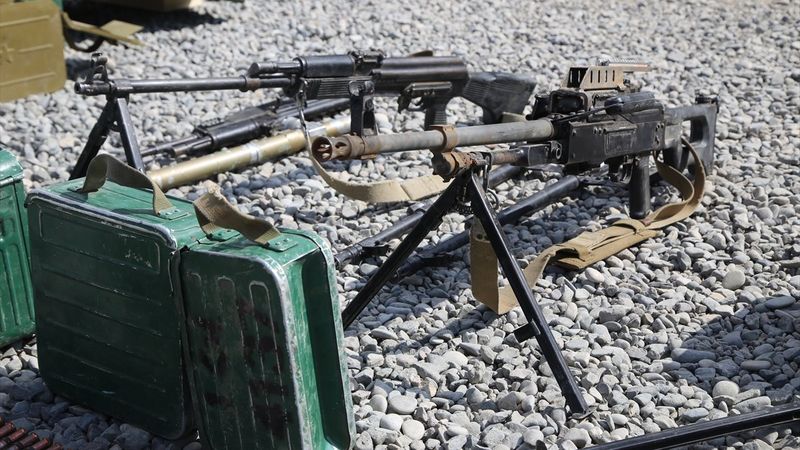 Ermenistan ordusundan ele geçirilen silah, mühimmat ve araçlar