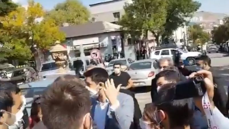 Kars Belediyesi'ne kayyum atandıktan sonra HDP protesto girişiminde bulundu