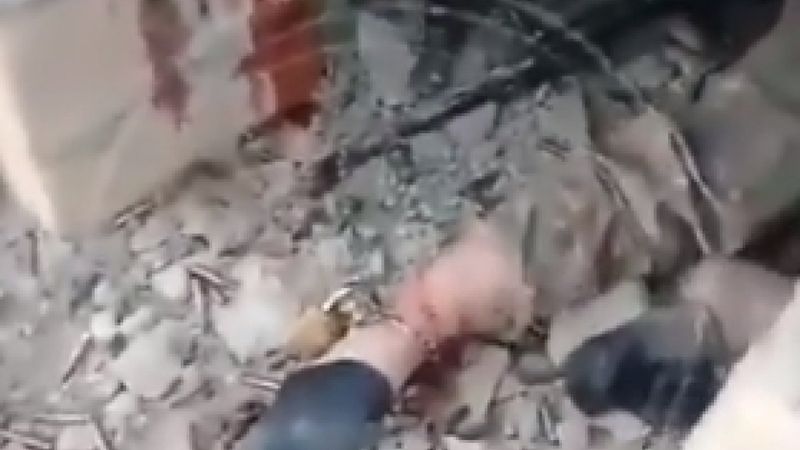 Ermeni komutanlar kaçmasın diye askerleri mevzilere zincirledi