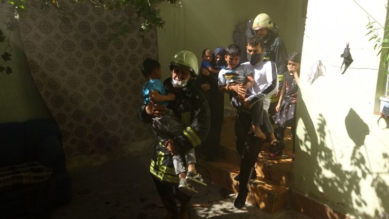 Adıyaman'da yanmaktan son anda kurtarılan 5 kardeş tedavi altına alındı