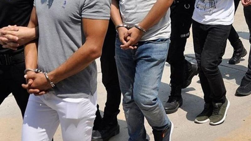 2009 yılında soruları çaldığı iddia edilen 8 FETÖ/PDY şüphelisine gözaltı